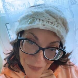 Betsey Johnson Crochet Cable Knit  White with Pearls Cable Knit Headband